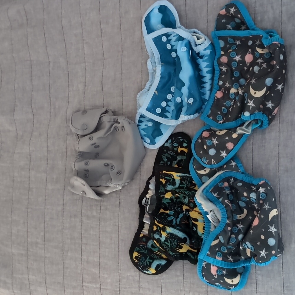 Thirsties size 1 diaper covers (lot of 5)